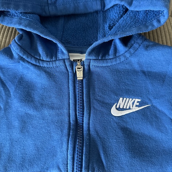 Nike Toddler Boy Jacket and Pants Set - Picture 2 of 8